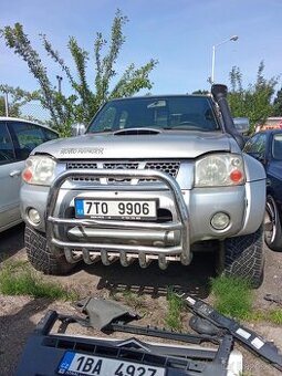 Navara D22