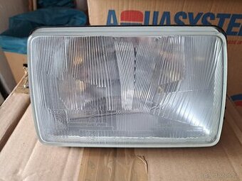 Škoda 105 120 125 130 136 přední pravé světlo