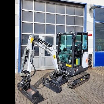 Pasový minibagr Bobcat E 17