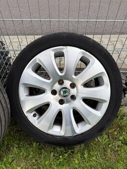 Originální kola Škoda Superb II s letními pneu