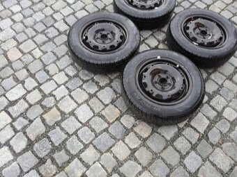 ZIMNÍ PNEU + DISKY 165/70R14 VW ŠKODA SEAT