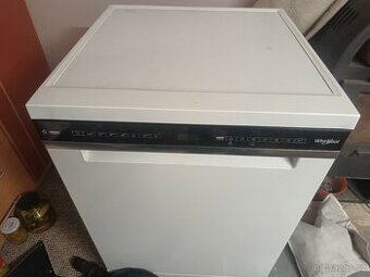 WHIRLPOOL W7F HS31 - rok stara