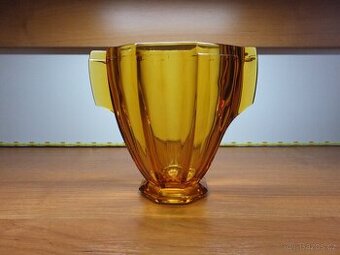 Art Deco úžasná ambrová váza Rudolf Schrötter.