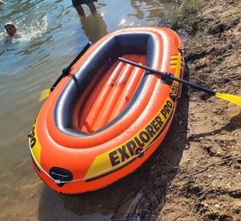 Nafukovací člun Explorer