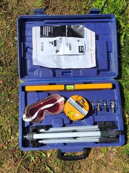 Laserová vodováha, celý kufřík