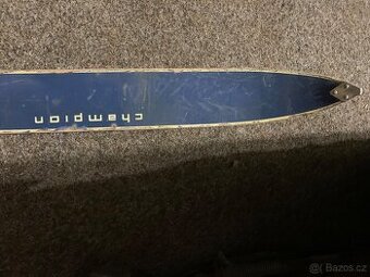 Prodám lyže