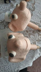 dřevěná hlava Hurvínka a Spejbla