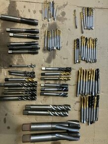 Strojní závitníky