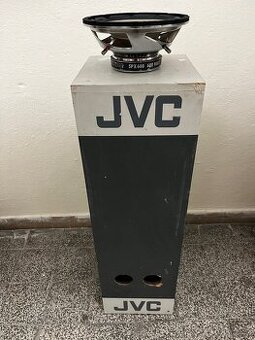 Subwoofer projekt s reproduktorem Voodoo a zesilovačem Toxic