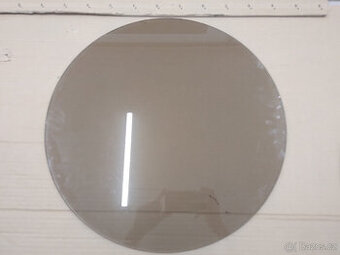 Sklo do konferenčního stolku