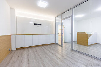 Prodej moderní kanceláře, ul. Mojmírovo náměstí, Brno-Králov