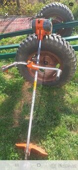 Sekačka křovinořez