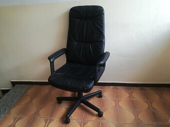 Kancelářská židle