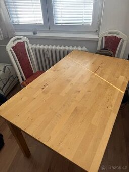 Kuchyňský stůl a židle