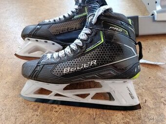 Brankářské brusle Bauer Pro velikost 9,5 fit 3