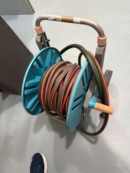 Hozelock Gardena Set vozíku s hadicí Aquaroll