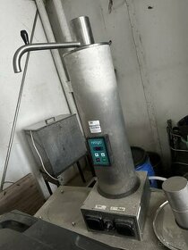 výrobník horké vody