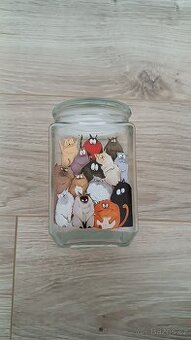 Dóza veselé kočky