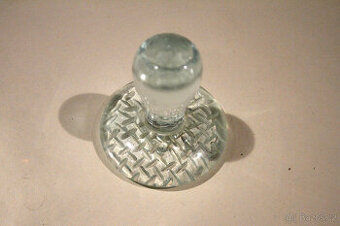 Skleněné těžítko