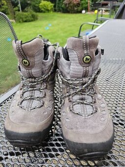 Merrell goretex vel 39