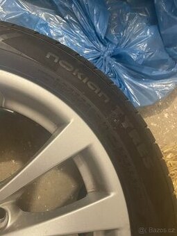🚗 Alu kola BMW 17" + letní pneu Nokian