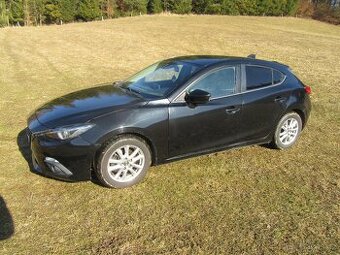 mazda 3  2.2 D