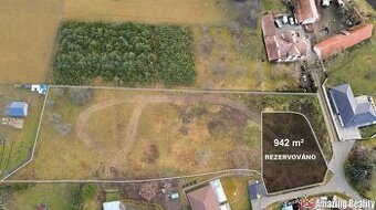 Prodej stavebního pozemku o výměře 942 m2, v obci Malé Výkle