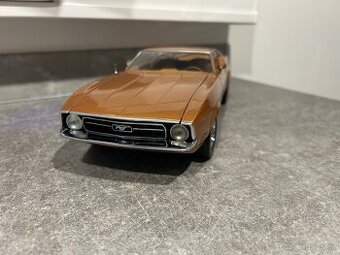 Ford Mustang 1:18, 1971 Mach1 Sportsroof