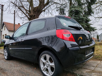 benzínový Renault Clio 1.2 edice Rip Curl   10/2007