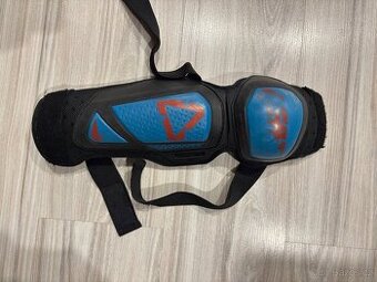 Prodám motocrossové chrániče na kolena leat