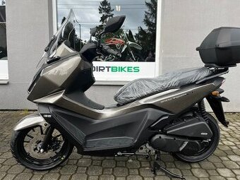 Kymco SkyTown 125