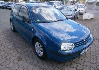 Volkswagen Golf 1.4i klima,2x kola benzín manuál 55 kw