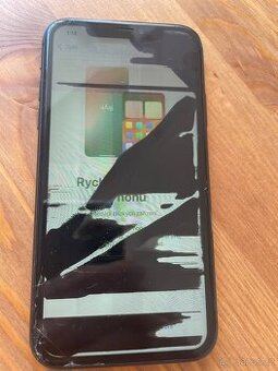 iPhone 11 na opravu