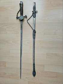 Krasny starozitny mec Henry Clark