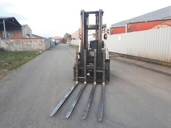 pozicioner s bočným posuvom na 4 palety dĺžka vidiel 230 cm