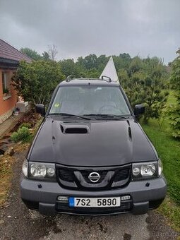 Nissan Terrano II
