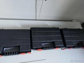 Prodám 3ks organizačních kufru 35cm x 25cm
