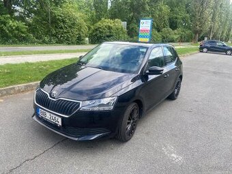 Zachovalá Škoda Fabie 3, malý nájezd, hezký stav