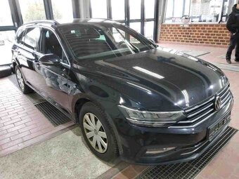 Volkswagen Passat kombi 2.0tdi DSG LED KAMERA VIRTUAL