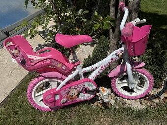 Kolo Minnie s košíkem a sedačkou