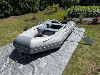 Člun Gladiátor + motor Parsun F5BMS + Bimini + vesty