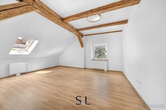 Podkrovní byt 3+1 s chytře řešeným prostorem – projekt Mlýns