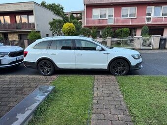 Škoda Superb 2.0TDI 125KW SCOUT 4x4 2015 webasto, tažné