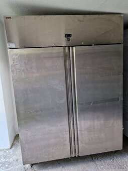 Chladicí skříň 1400 litru NEREZ LEDNICE