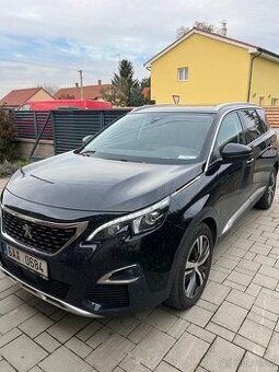 Peugeot 5008 2.0 HDi • r.v. 2018 • 7 míst