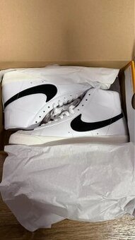 Nike Blazer MID 42 - 1