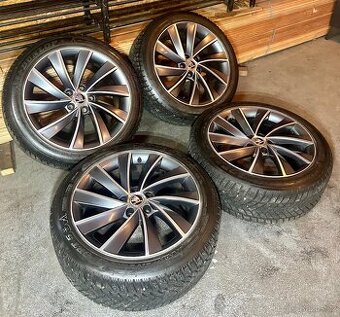 ALU Kola ŠKODA 5x112 R18 PEGASUS Zimní Pneu 235/45/18