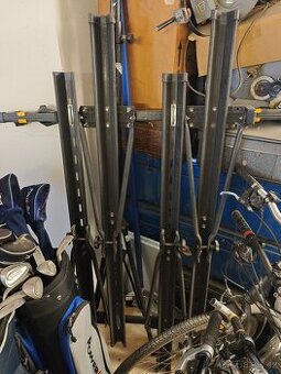 uzamykatelný střešní nosič na 4 jízdní kola-ližiny