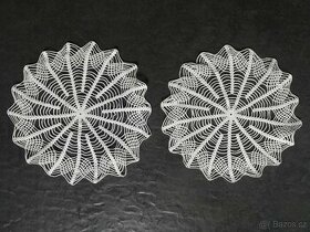 Ručně háčkované dečky