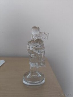 Skleněná soška dudák